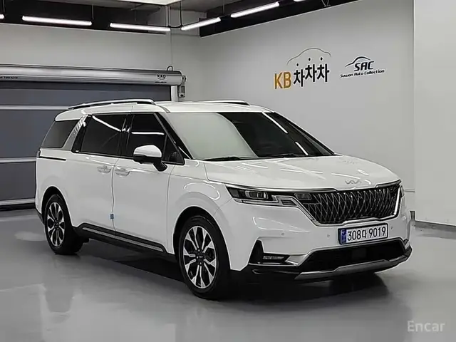 KIA CARNIVAL SIGNATURE 2022