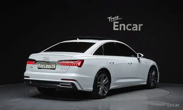 AUDI A6 2022