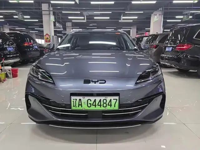 BYD SEAL 06 2025