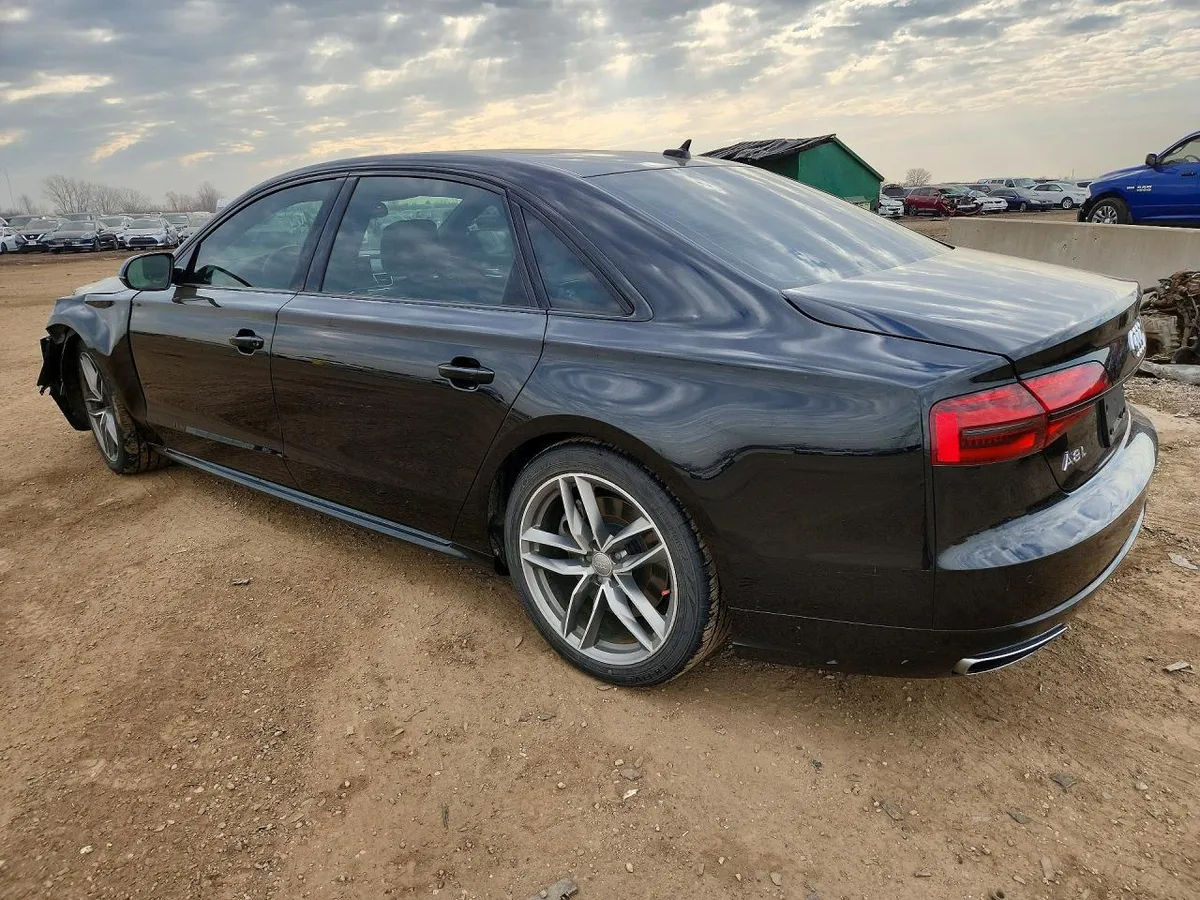 AUDI A8 L QUATTRO 2017