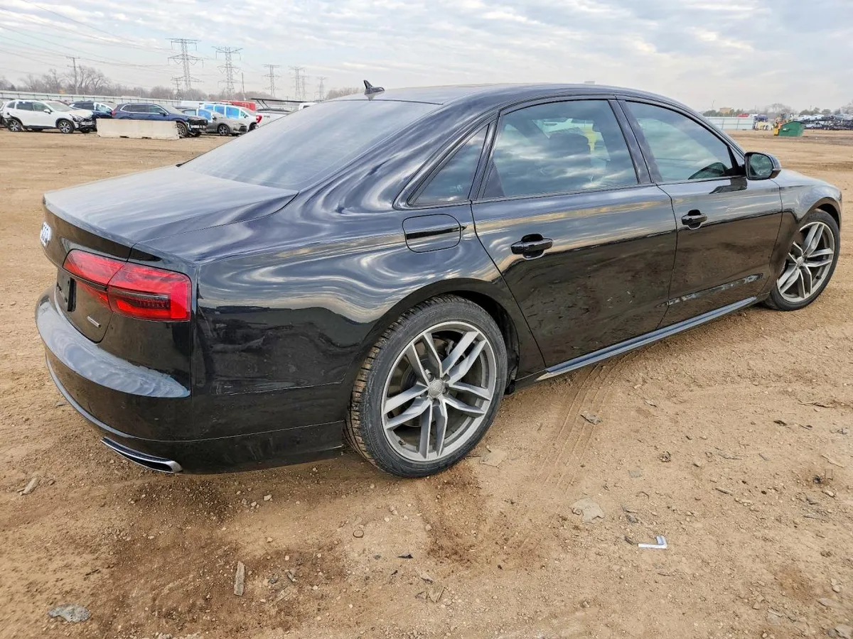 AUDI A8 L QUATTRO 2017
