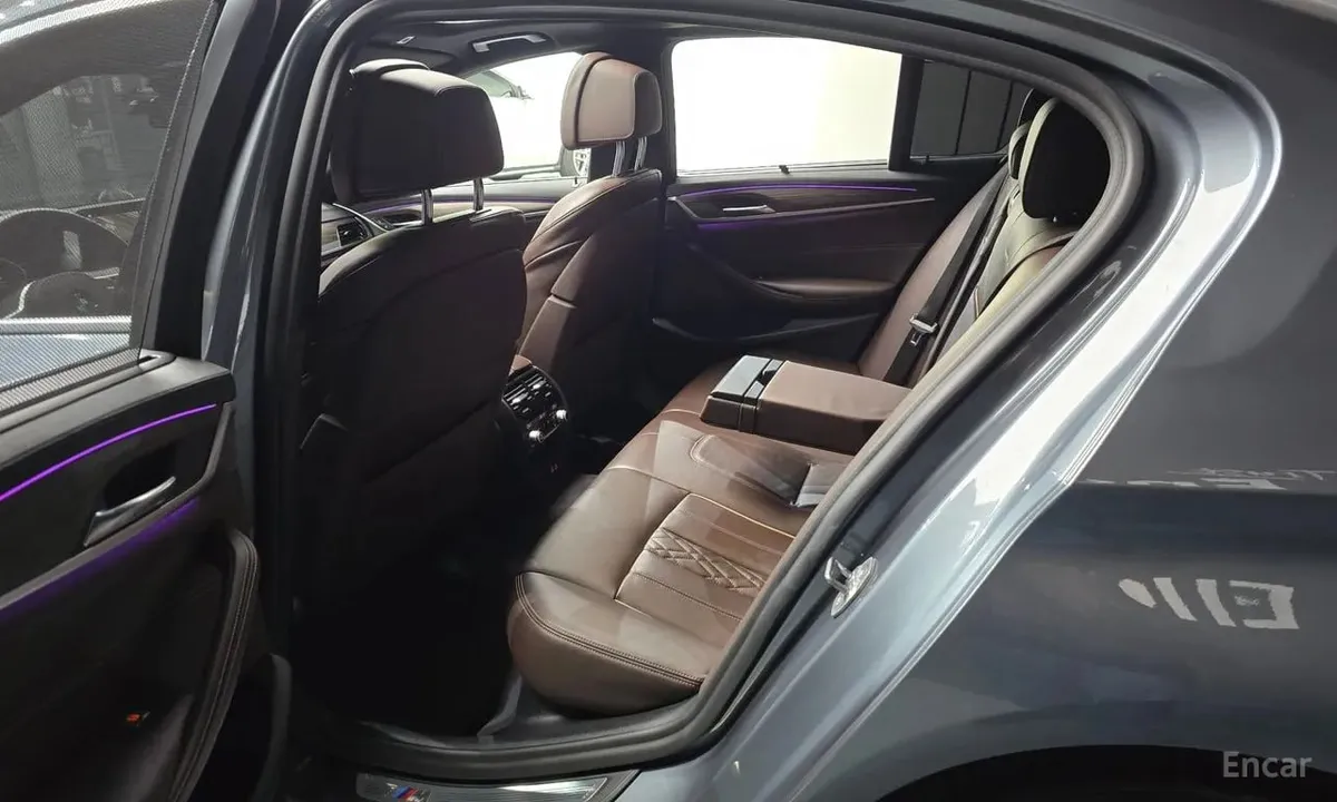 BMW 5 SERIES 2019