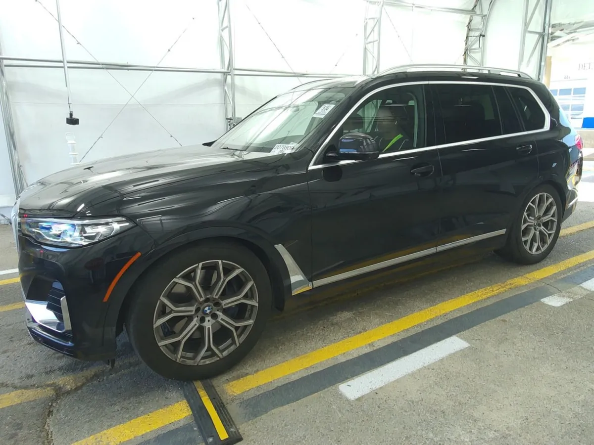 BMW X7 2022