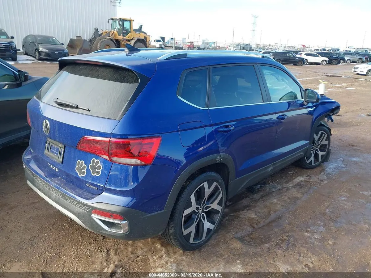 VOLKSWAGEN TAOS SEL 2022
