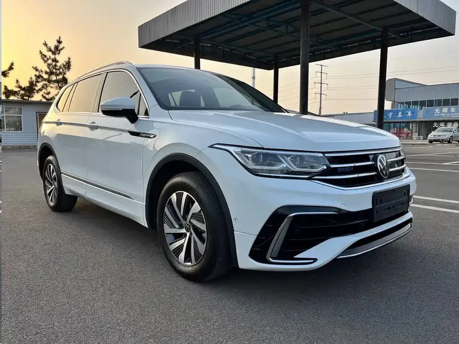 VOLKSWAGEN TIGUAN L PHEV 2023