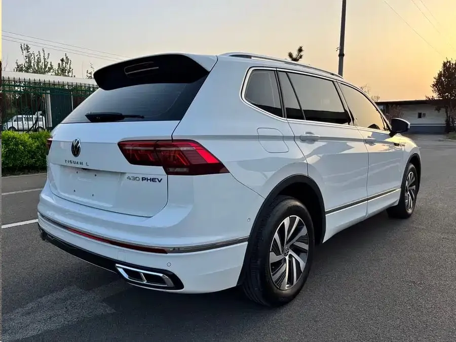 VOLKSWAGEN TIGUAN L PHEV 2023