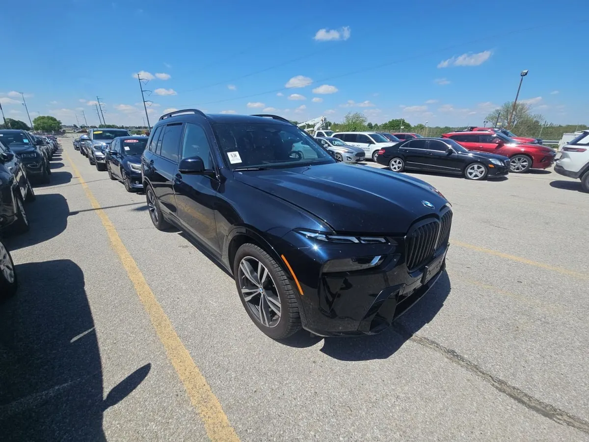 BMW X7 M SPORT LINE 2023