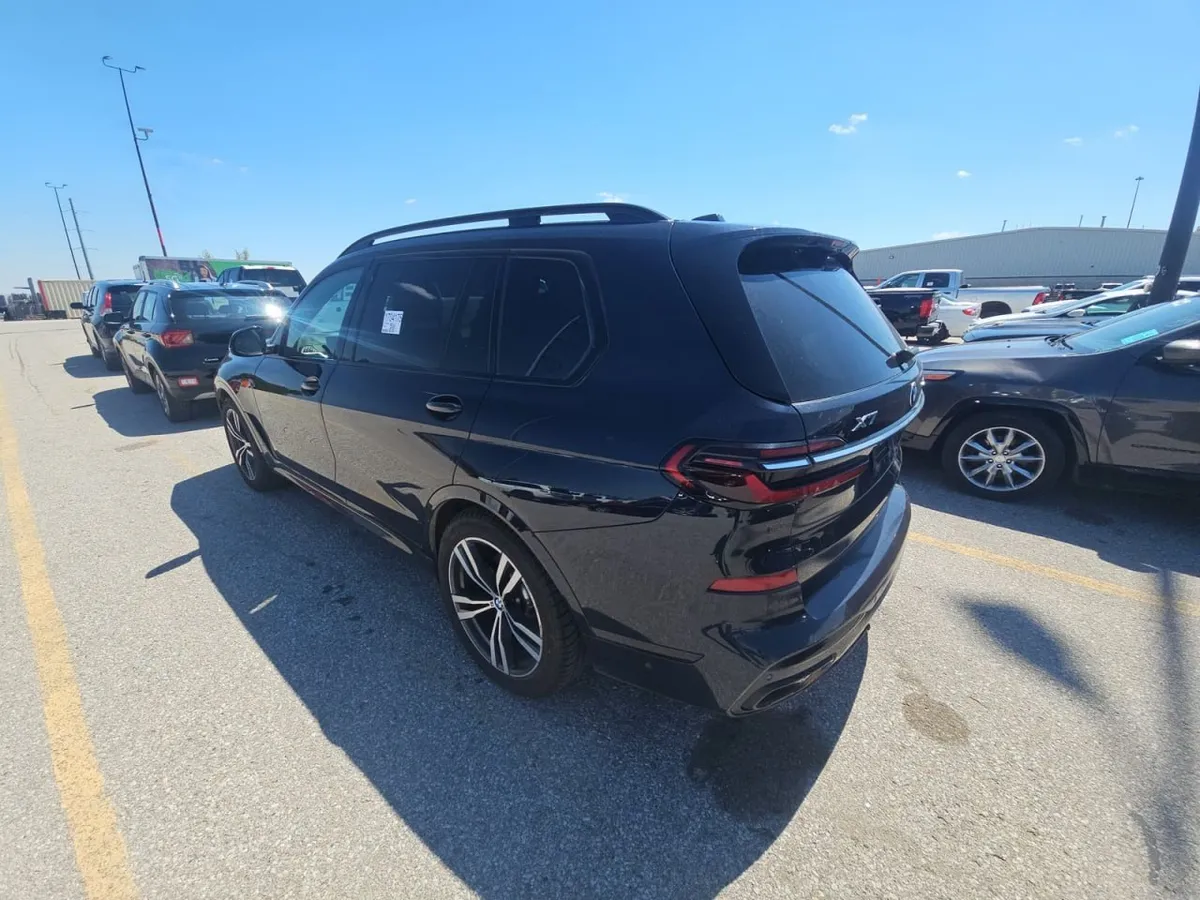BMW X7 M SPORT LINE 2023