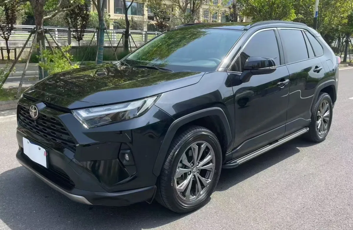 TOYOTA RAV4 2023