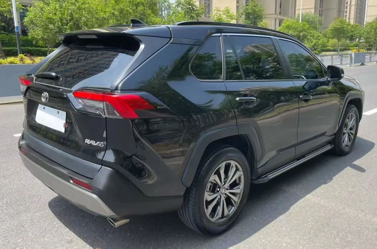 TOYOTA RAV4 2023