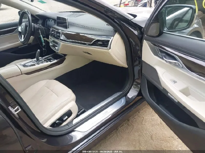 BMW 740I 2016