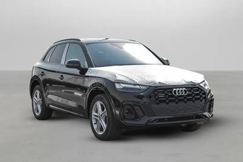 AUDI A4 2023