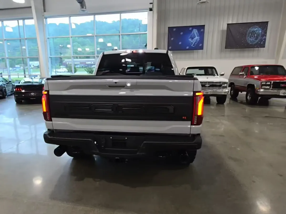FORD F-150 RAPTOR 2026