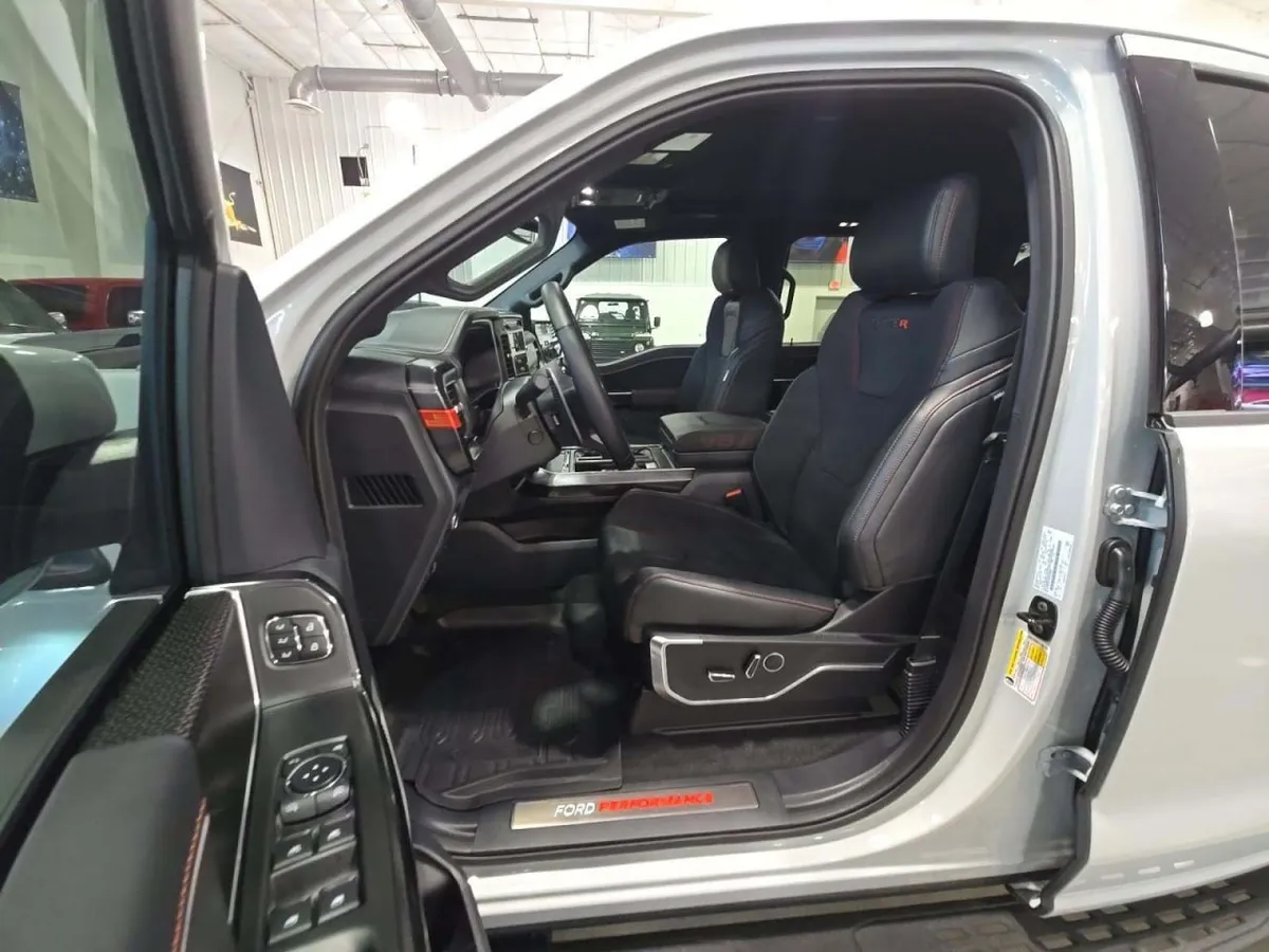 FORD F-150 RAPTOR 2026
