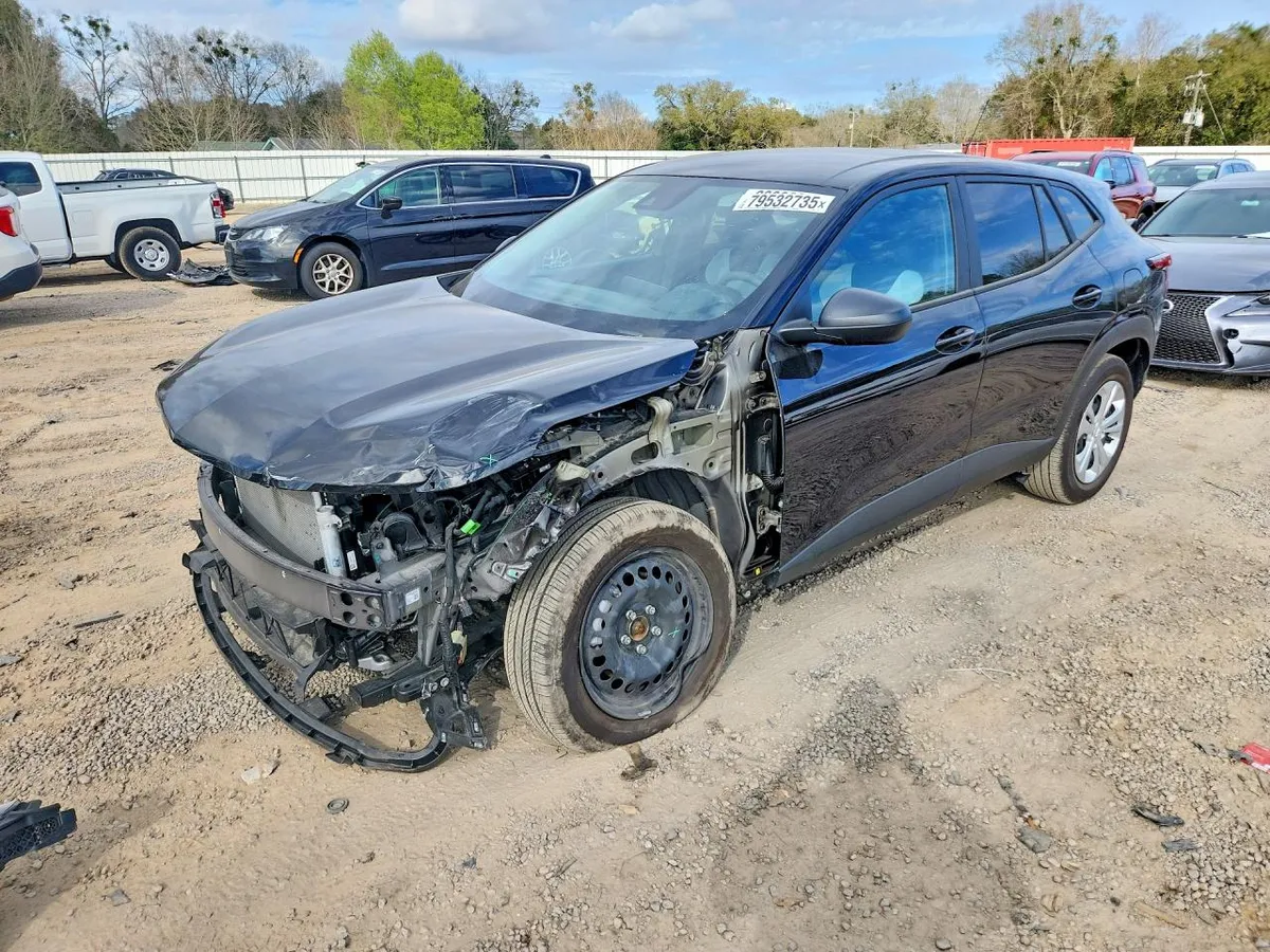 CHEVROLET TRAX LS 2025