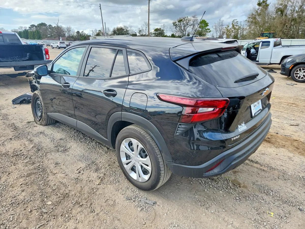 CHEVROLET TRAX LS 2025