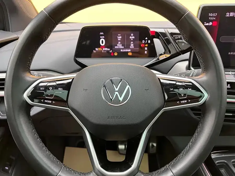 VOLKSWAGEN ID 2022