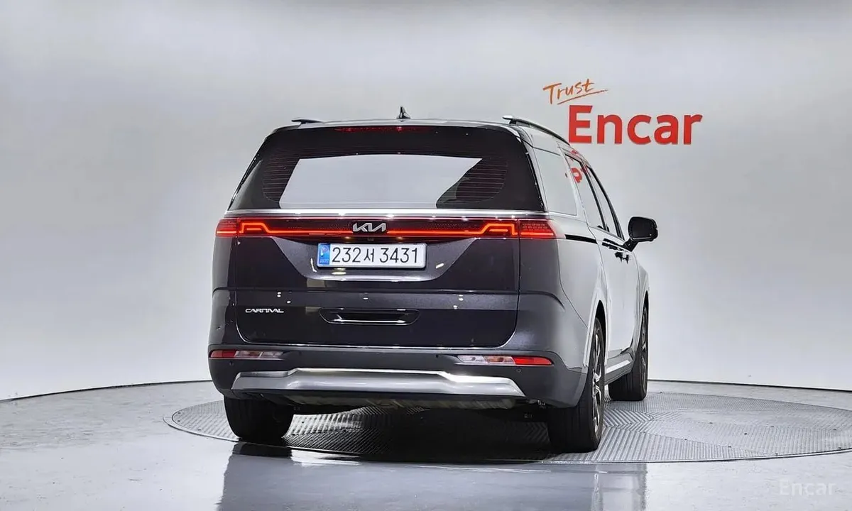 KIA CARNIVAL SIGNATURE 2023