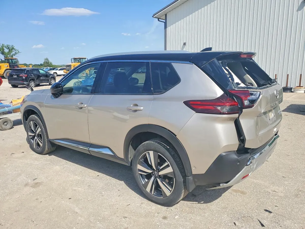 NISSAN ROGUE PLATINUM 2022
