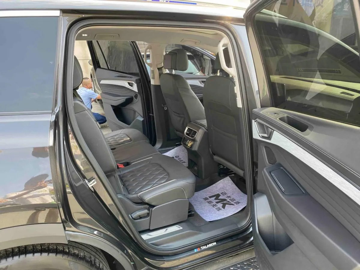 KIA Carnival 2022