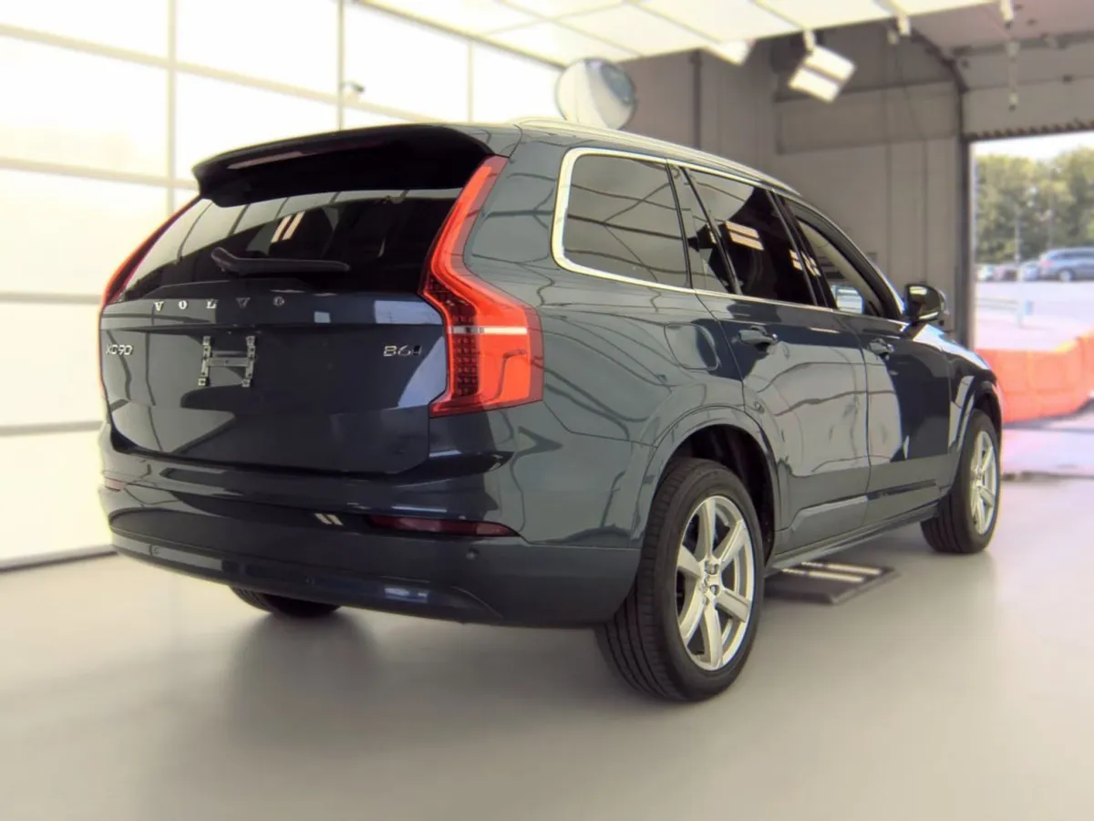 VOLVO XC90 2022