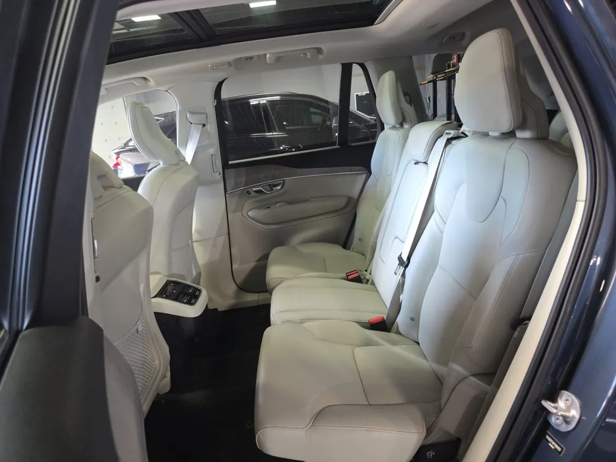 VOLVO XC90 2022