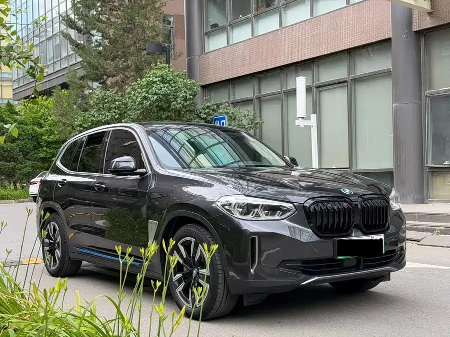 BMW IX3 2020