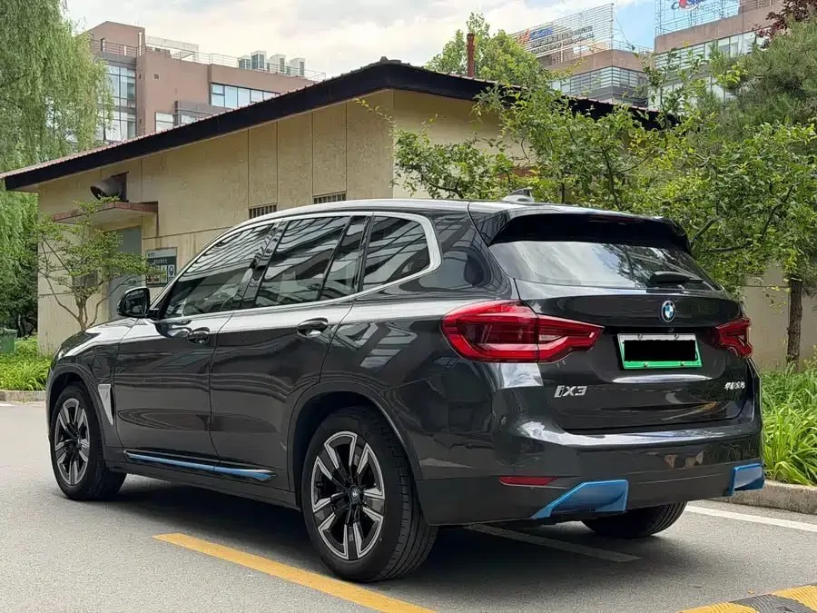 BMW IX3 2020