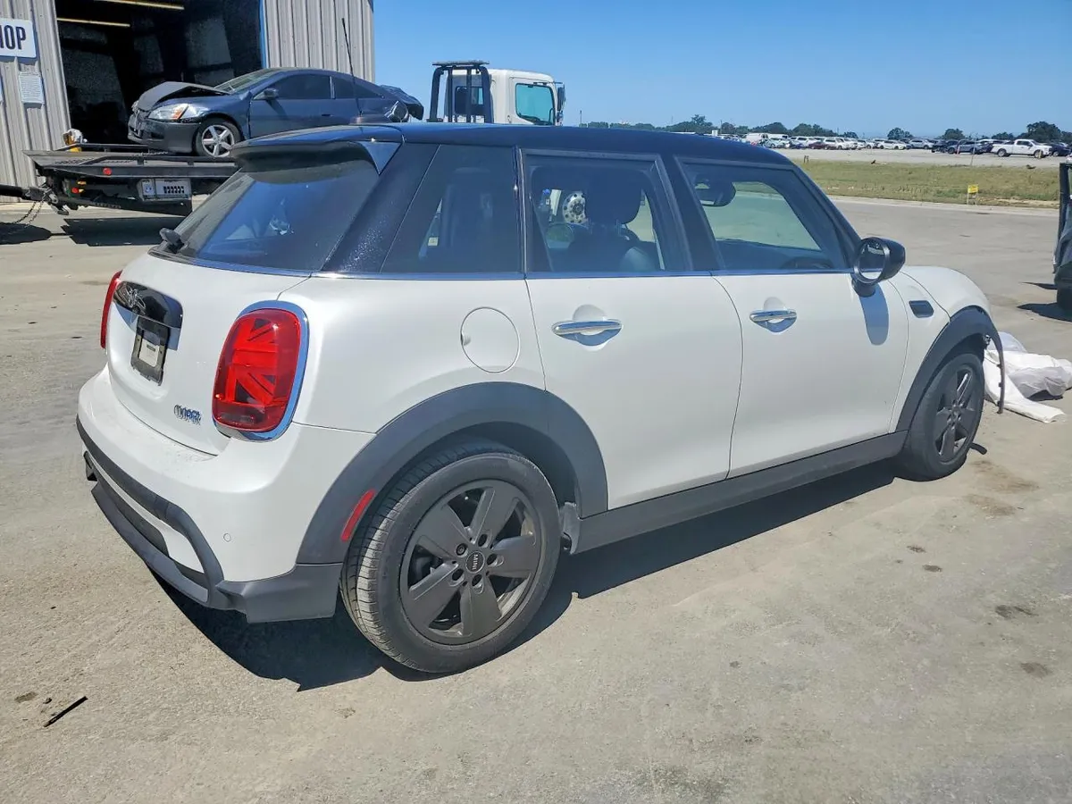MINI COOPER 2024