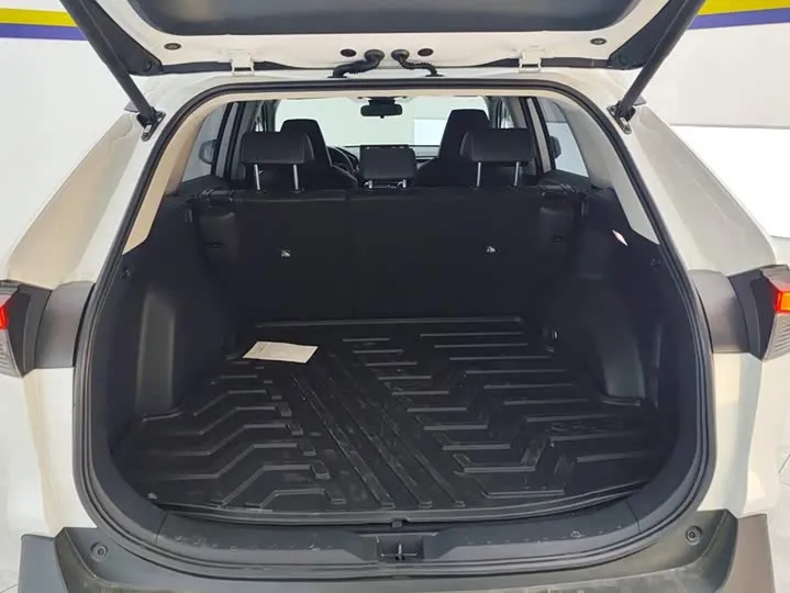 TOYOTA RAV4 2023