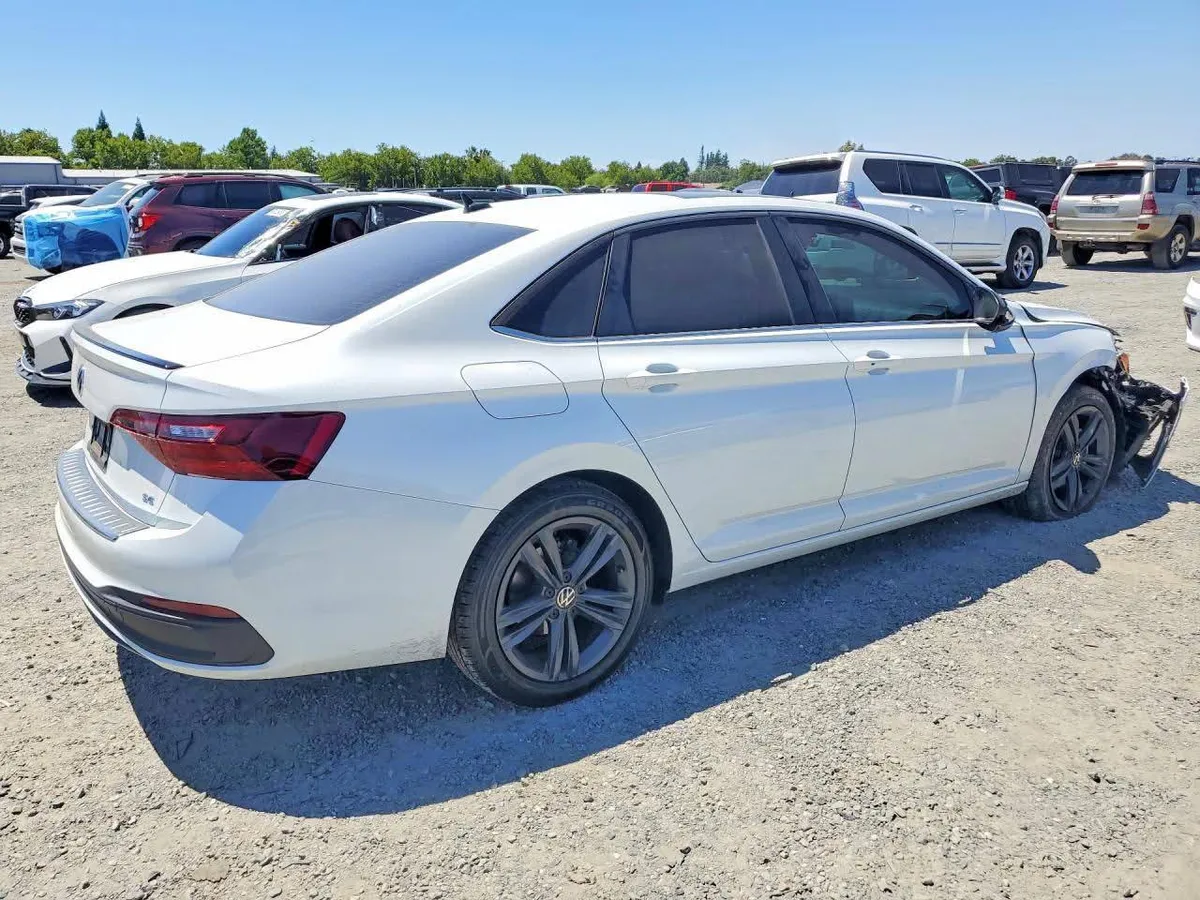 VOLKSWAGEN JETTA SE 2023
