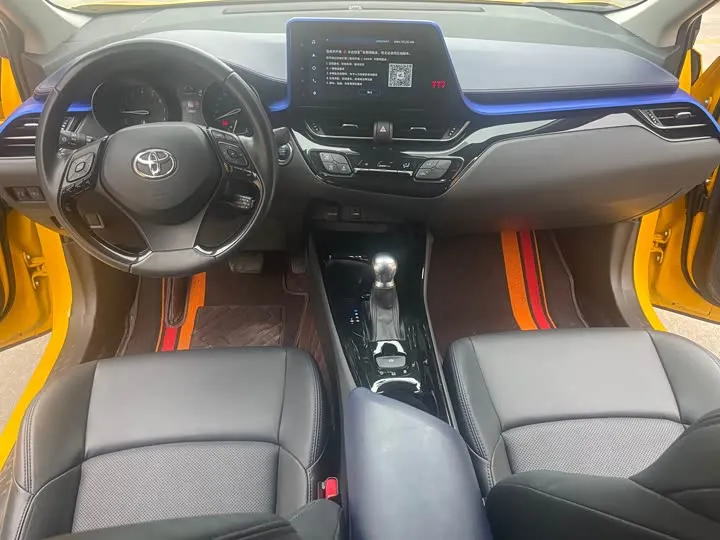TOYOTA C-HR 2022