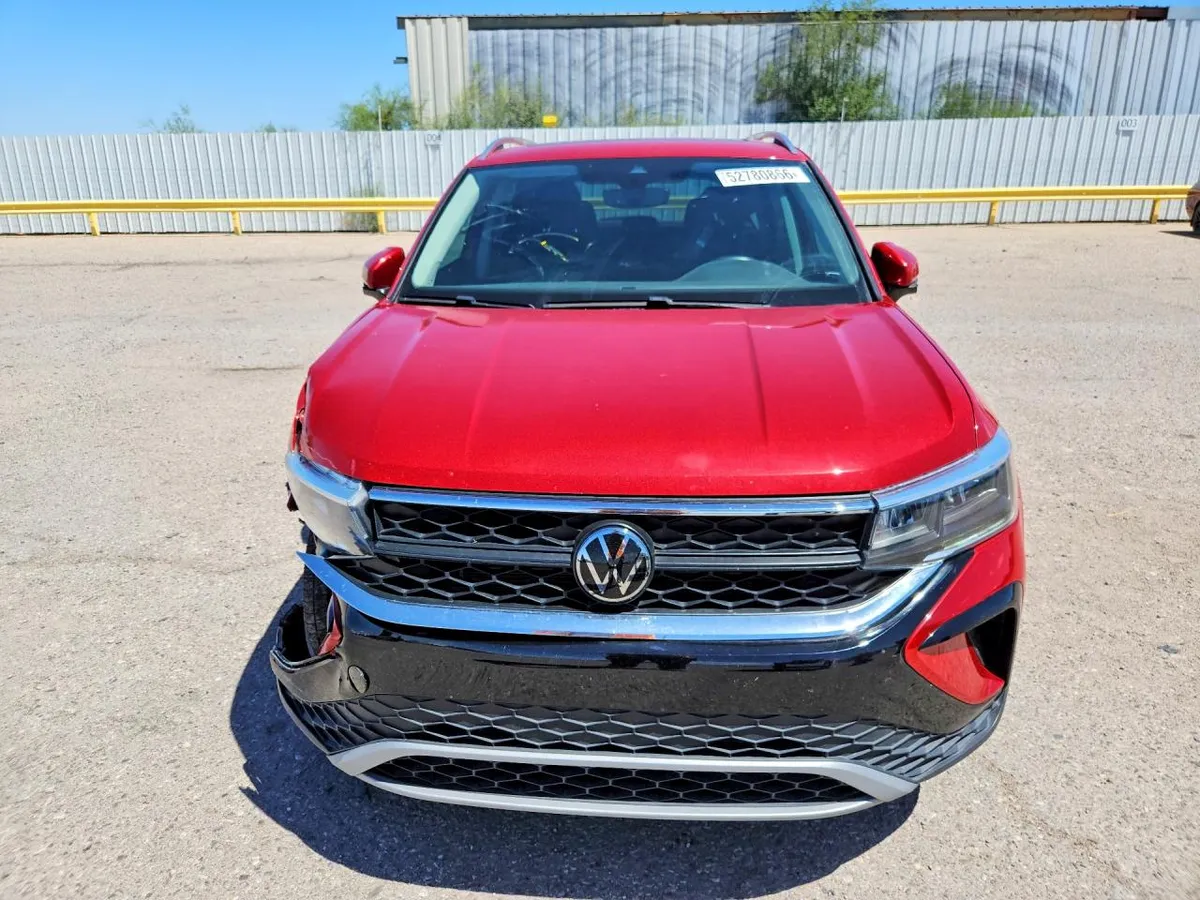 VOLKSWAGEN TAOS SE 2024