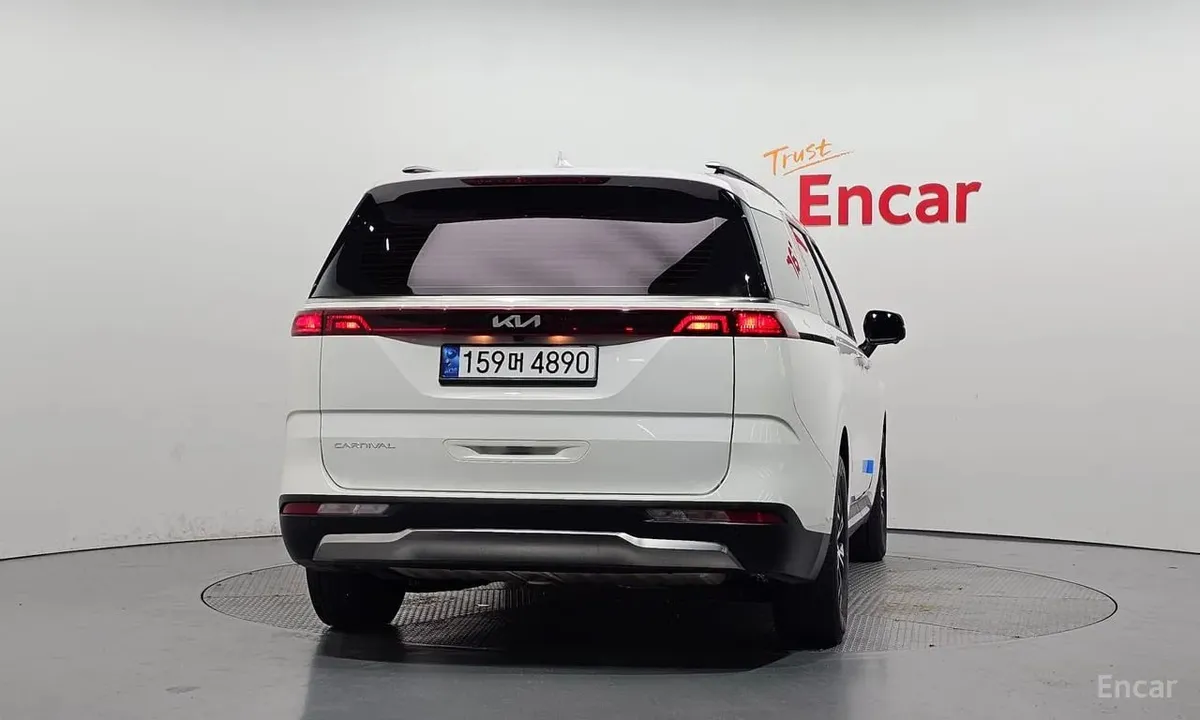 KIA CARNIVAL 2022