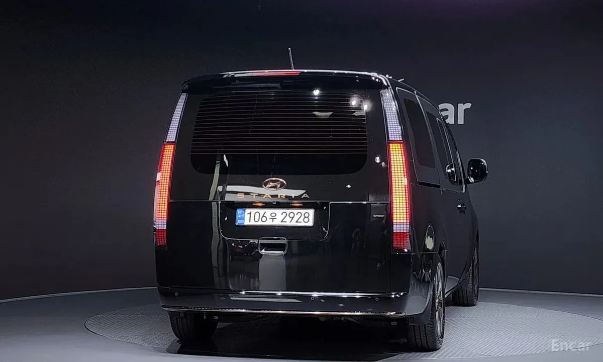HYUNDAI STARIA 2021