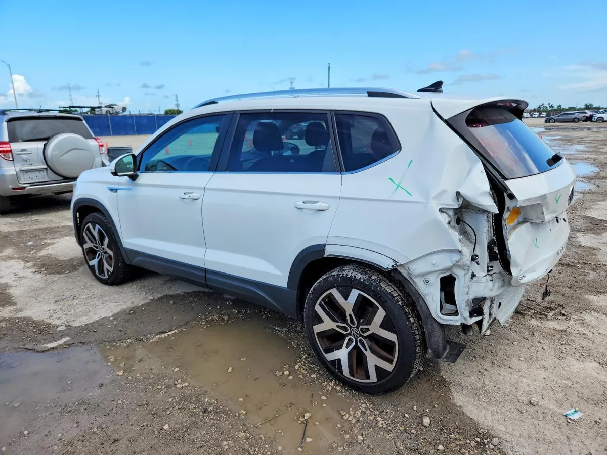 VOLKSWAGEN TAOS SEL 2022