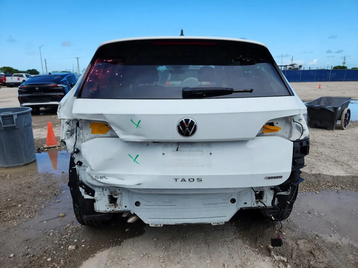 VOLKSWAGEN TAOS SEL 2022