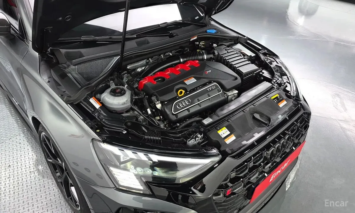 AUDI RS3 2023