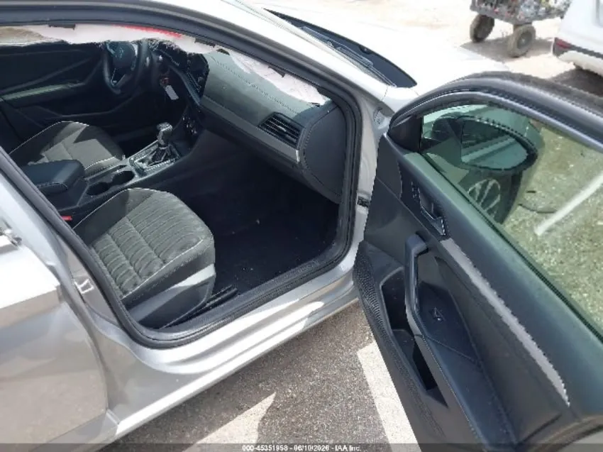 VOLKSWAGEN JETTA 2022
