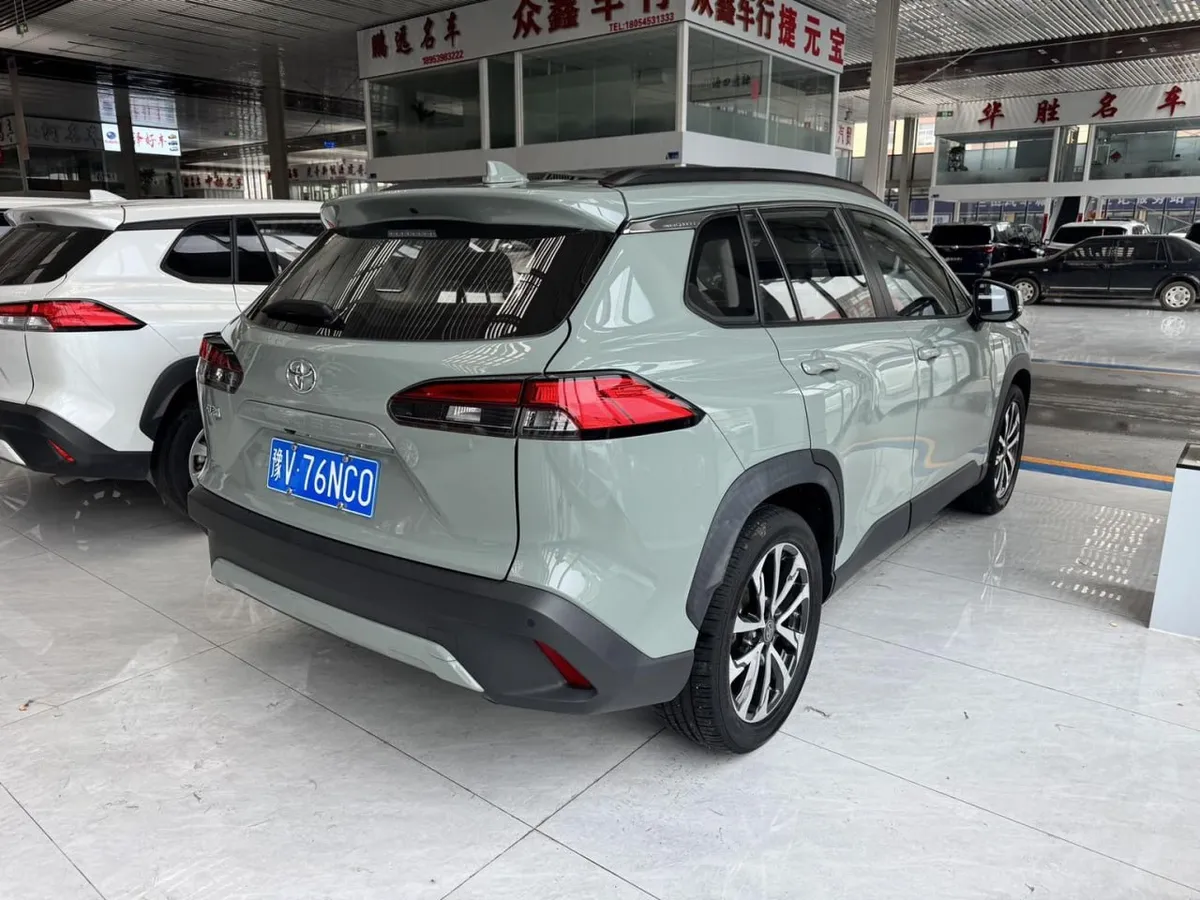 TOYOTA COROLLA CROSS 2022