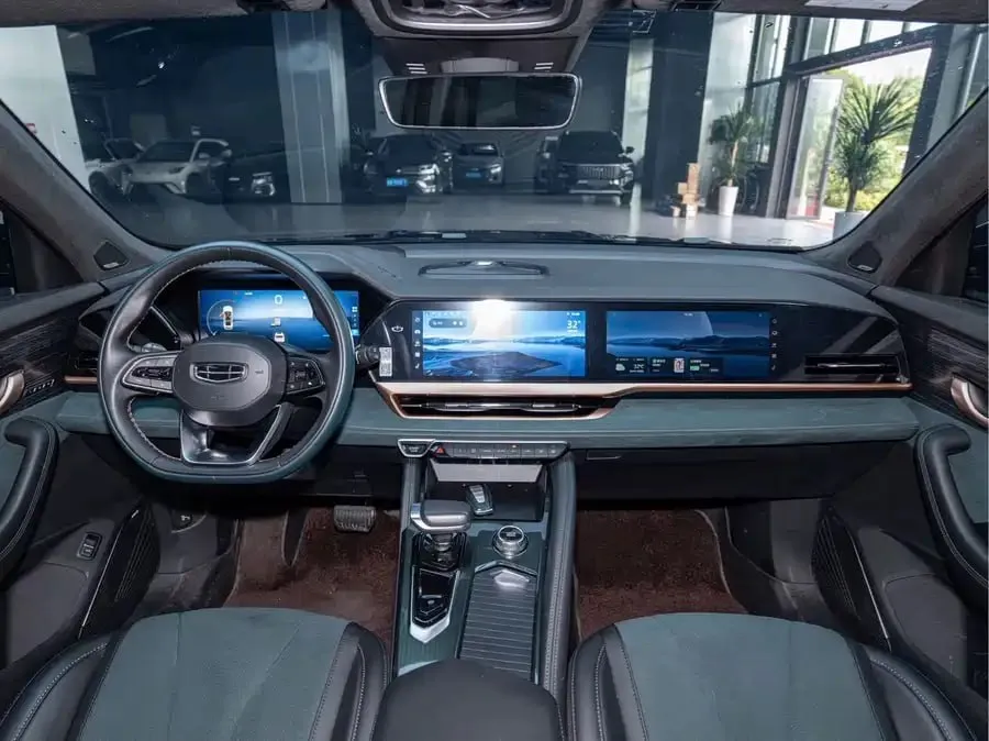 GEELY MONJARO 2022