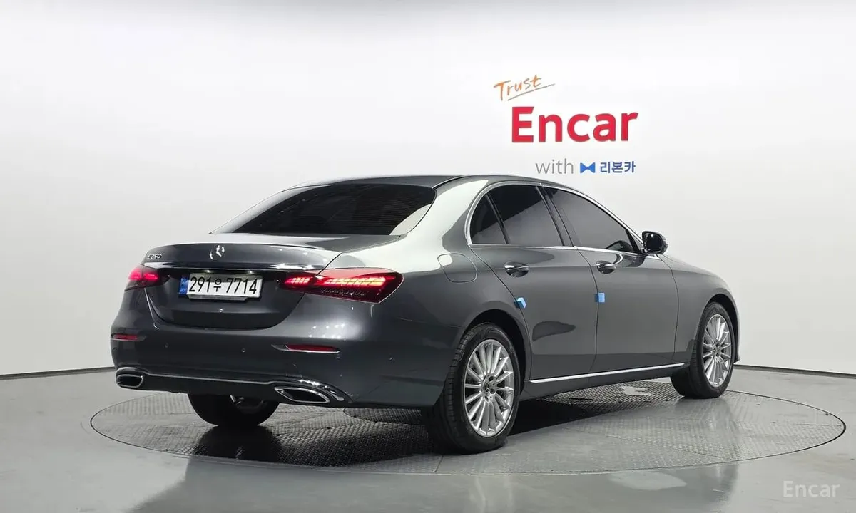 MERCEDES-BENZ E-CLASS 2022