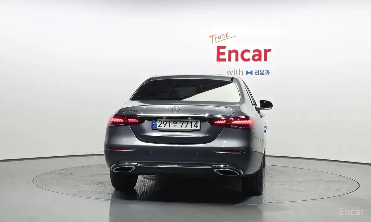 MERCEDES-BENZ E-CLASS 2022