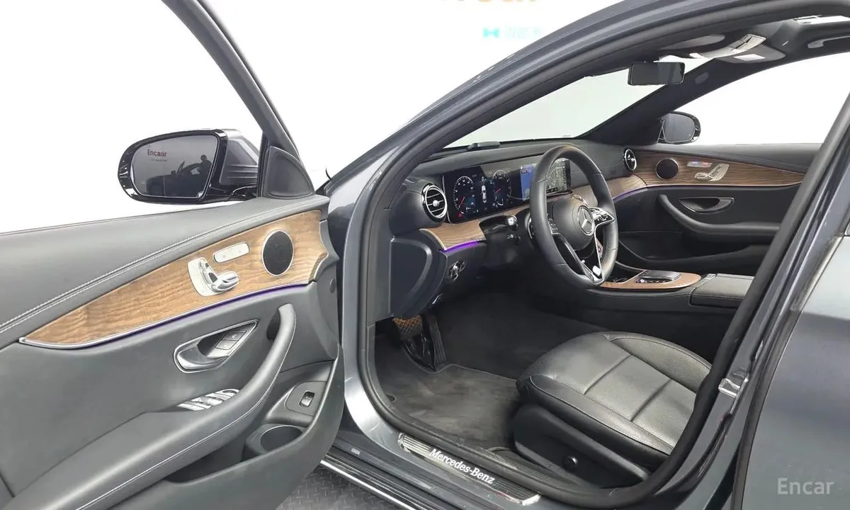 MERCEDES-BENZ E-CLASS 2022