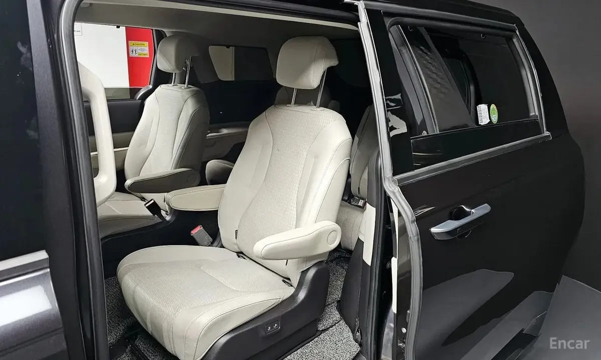 KIA CARNIVAL PRESTIGE 2022