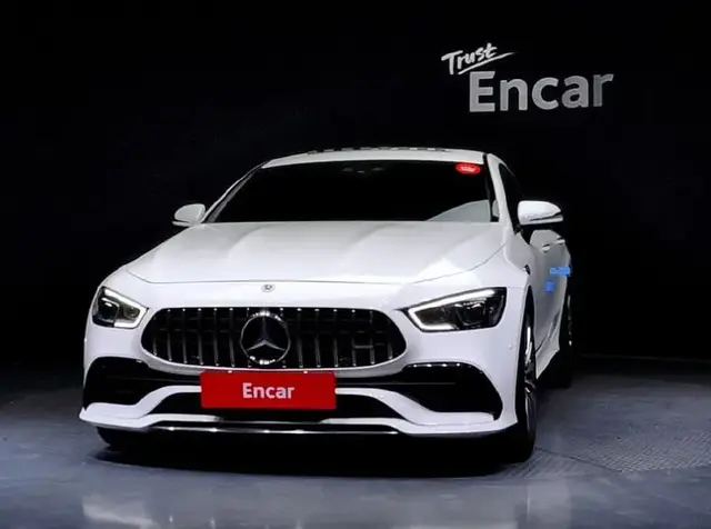 MERCEDES-BENZ AMG GT 2021