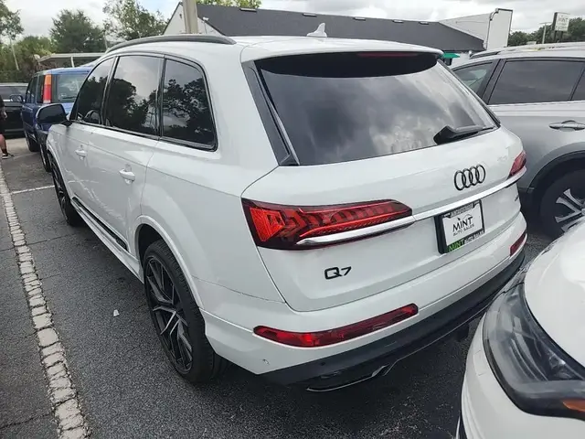 AUDI Q7 PRESTIGE 2021
