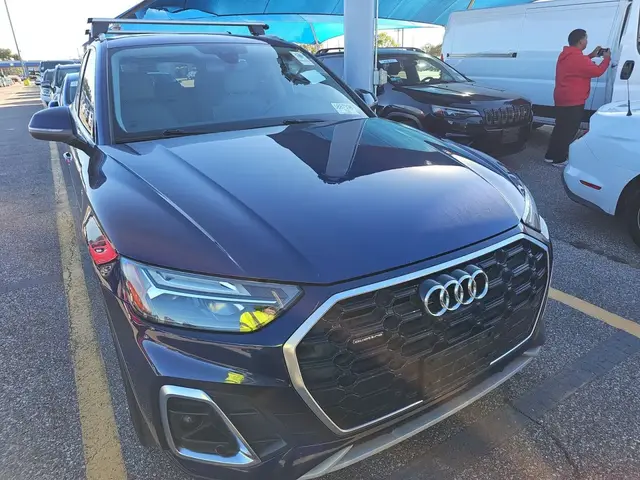 AUDI Q5 2022