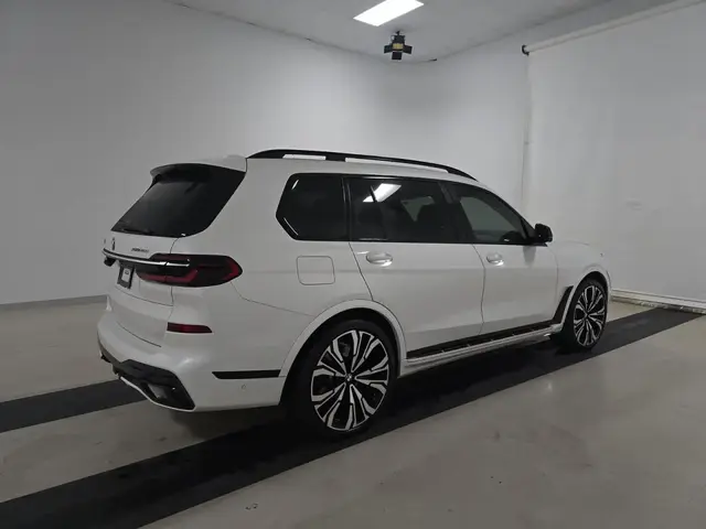 BMW X7 M SPORT LINE 2023