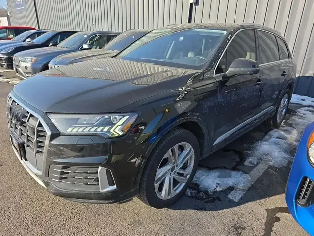 AUDI Q7 2023